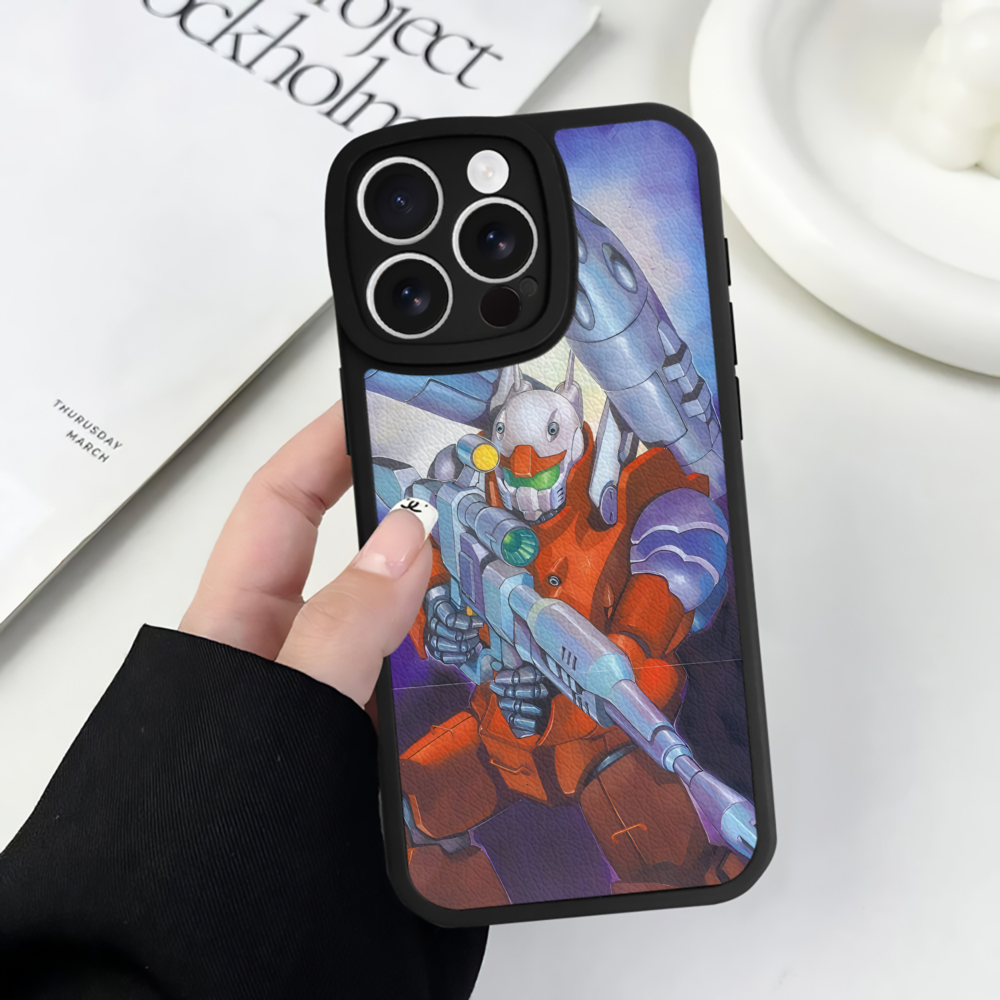 （画像用） 機動戦士ガンダム Mobile Suit Gundam 【iPhone 16シリーズ対応】シリコンスマホケース（レザー調） 材質：シリコン